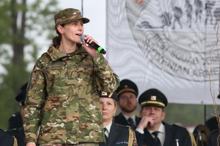 SLAVNOSTNI ZAČETEK VOJAŠKEGA TEKMOVANJA 22 FOTO LJUBO VUKELIČ